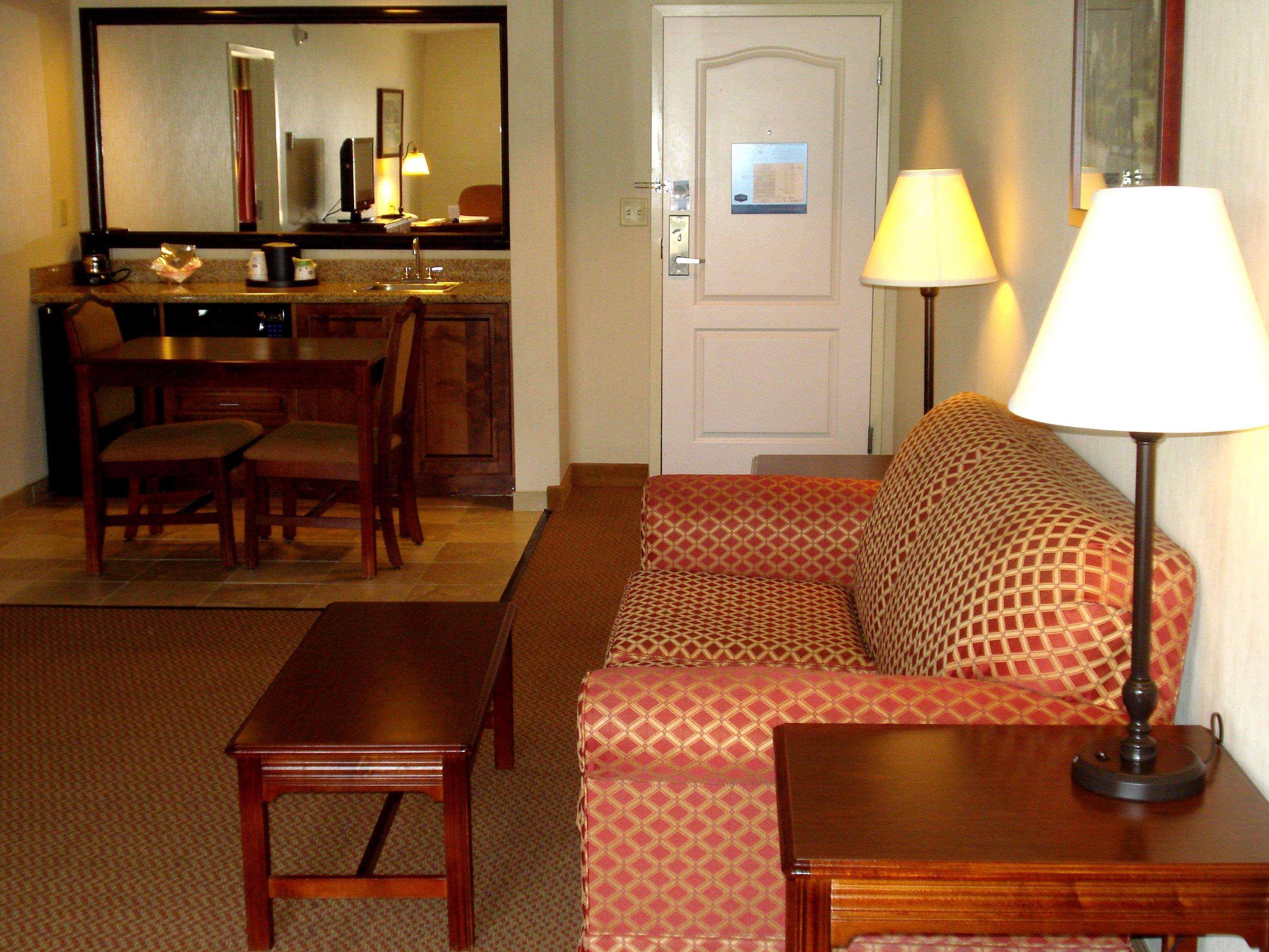 Hampton Inn Emporia Ruang foto