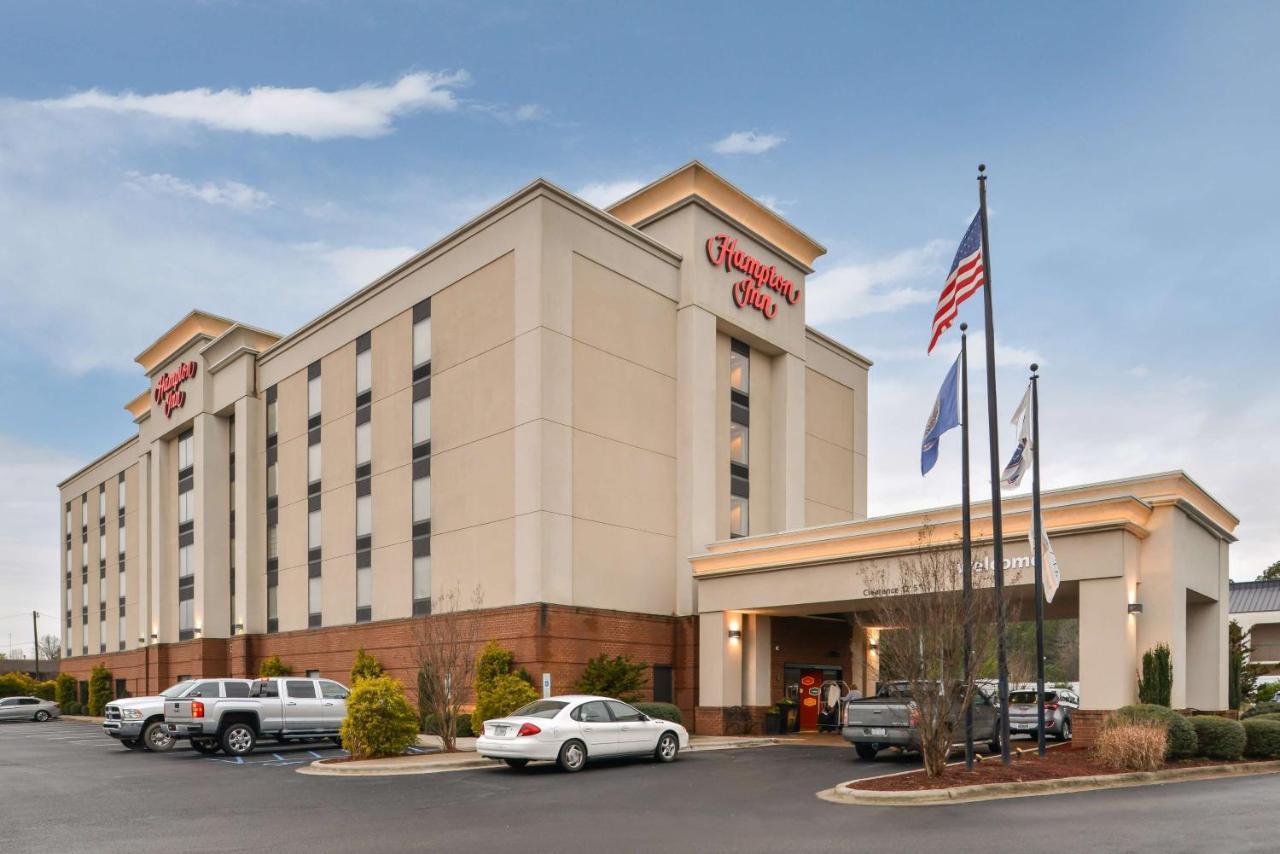 Hampton Inn Emporia Bagian luar foto